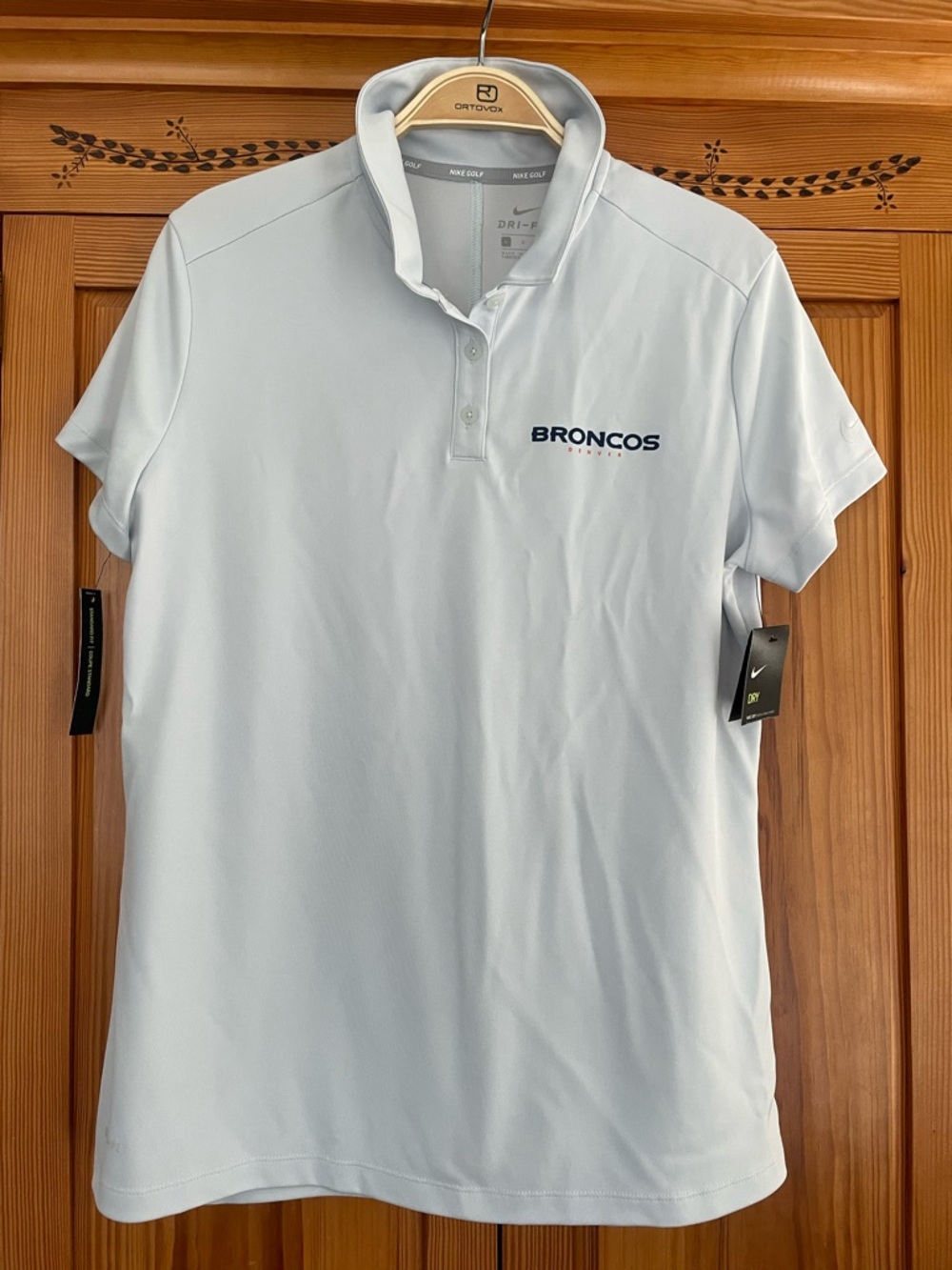 Women’s NIKE dri-fit golf shirt short sleeved polo gray L BRONCOS NFL new tags